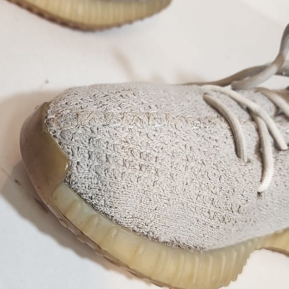 Yeezy Boost 350 V2 Sesame Gray Size US 5.5 - F997710 - Picture 5 of 9